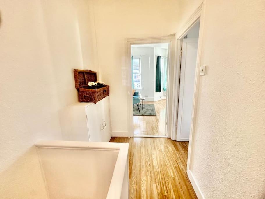 Cosy Two Bedroom Apartment,Se13 Londyn Zewnętrze zdjęcie